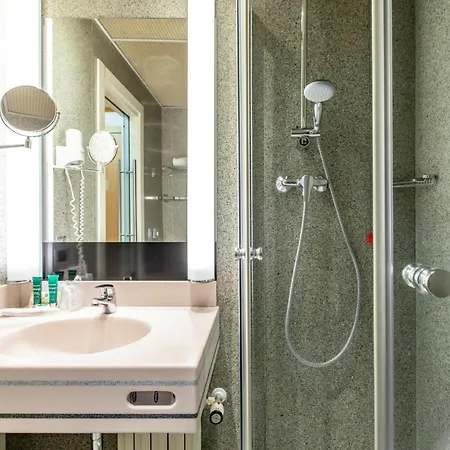 Hotel Rooms Milano * Milan